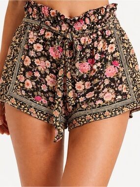 American Eagle Outfitters Black Floral Tie-Front Women’s Shorts